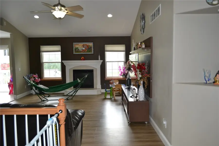 1127 Tiara Drive Ne, Cedar Rapids, IA 52402 - Image #3