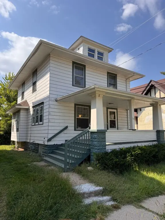 361 19th Street Se, Cedar Rapids, IA 52403 - Image #1