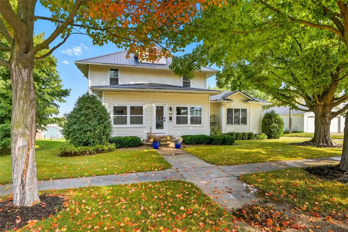 106 Prospect St Nw, Blairstown, IA 52209 - Image #1