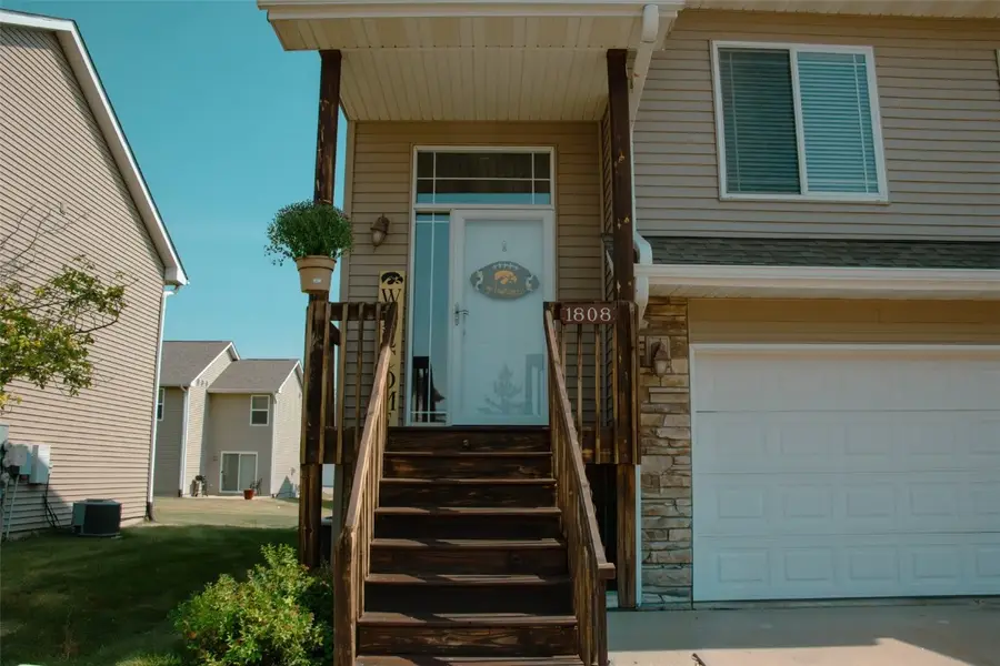 1808 Goose Lake Circle, North Liberty, IA 52317 - Image #2