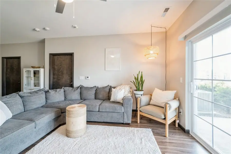 2867 Spring Rose Circle #109, Coralville, IA 52241 - Image #3