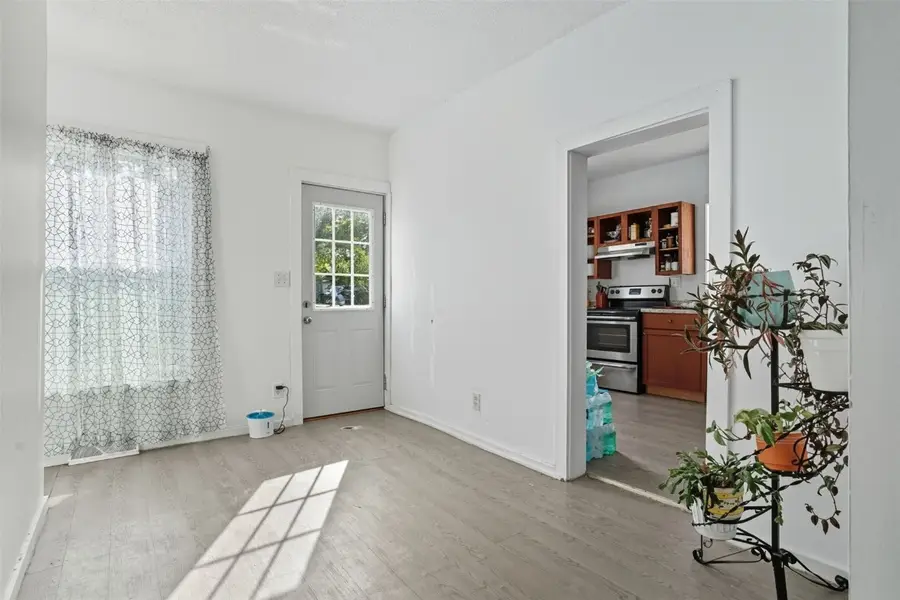 3322 C Avenue Ne, Cedar Rapids, IA 52402 - Image #3