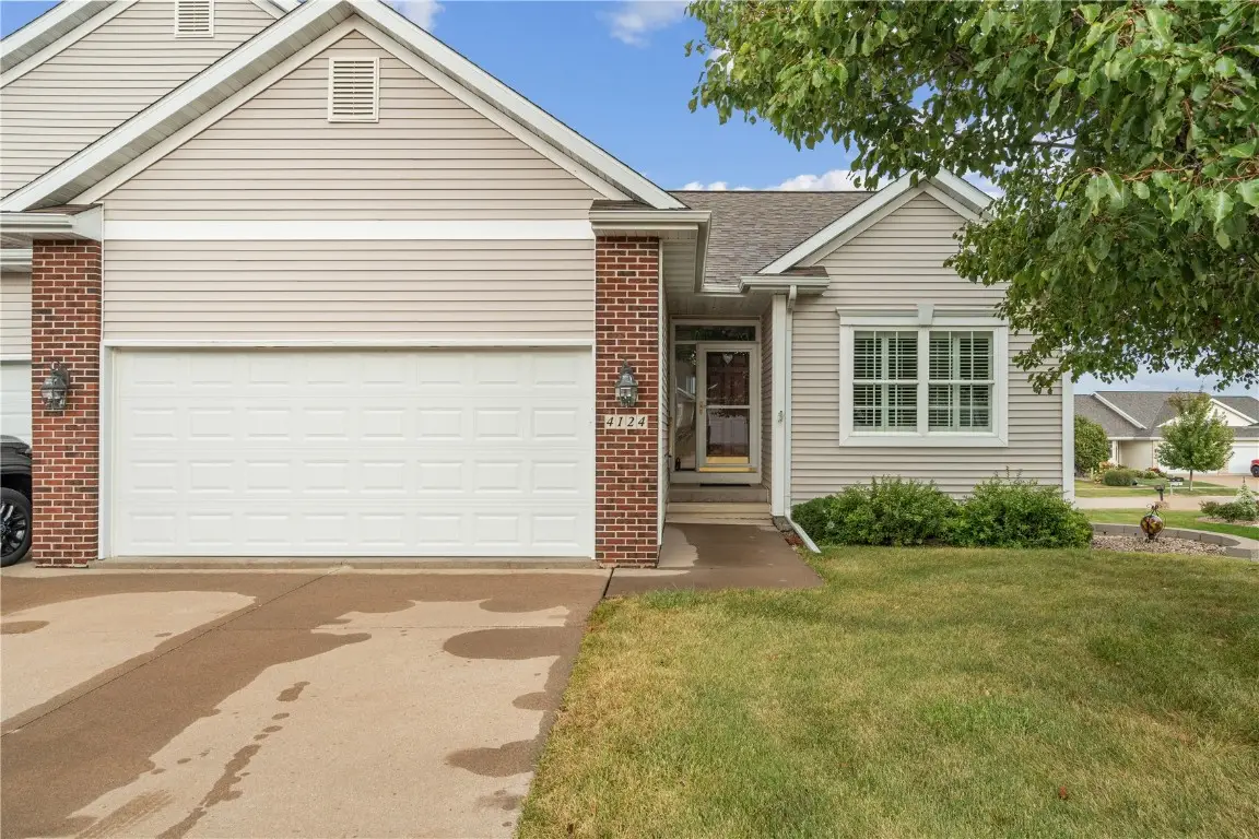4124 Lakeview Drive Sw, Cedar Rapids, IA 52404 - #1