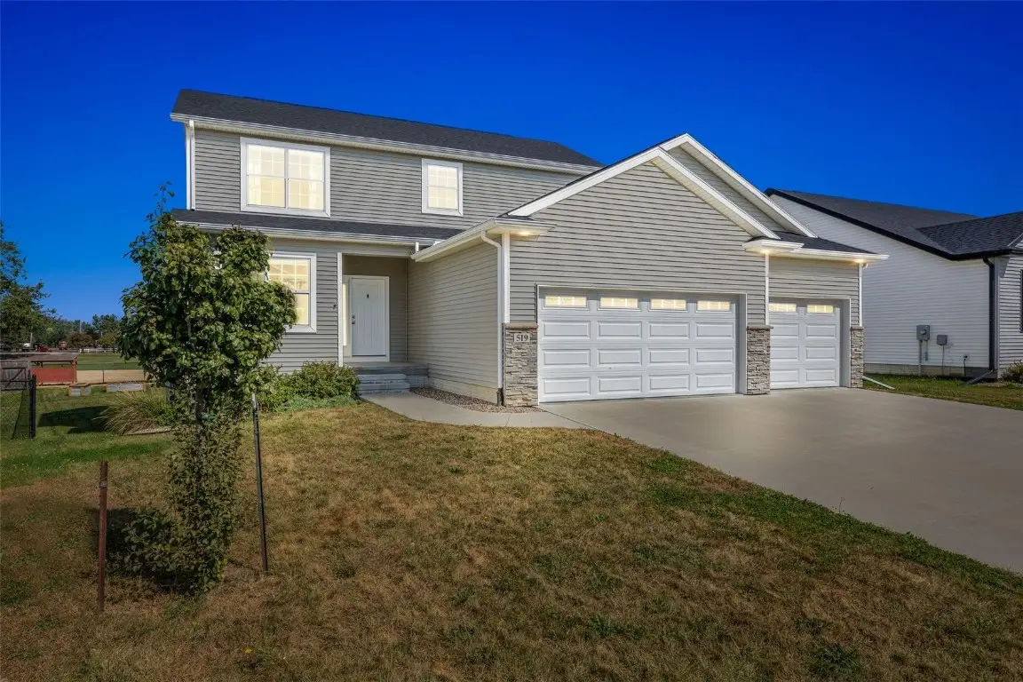 519 Ashton Dr Ne, Mount Vernon, IA 52314 - Image #1