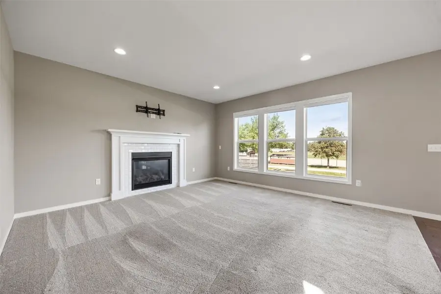 519 Ashton Dr Ne, Mount Vernon, IA 52314 - Image #3