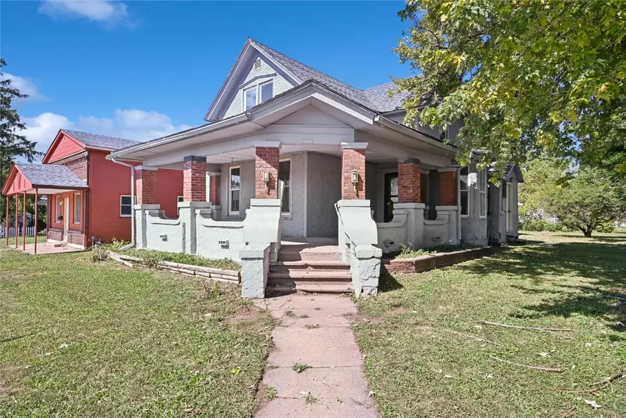 1424 11th Street Sw, Cedar Rapids, IA 52404 - Image #2