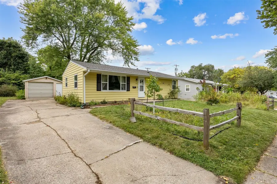 1211 Pine St, Iowa City, IA 52240 - Image #2