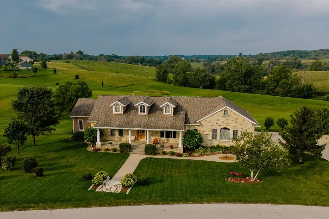 108 Wood Ridge Road, Anamosa, IA 52205 - Image #1