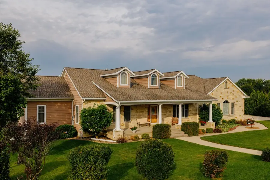 108 Wood Ridge Road, Anamosa, IA 52205 - Image #3