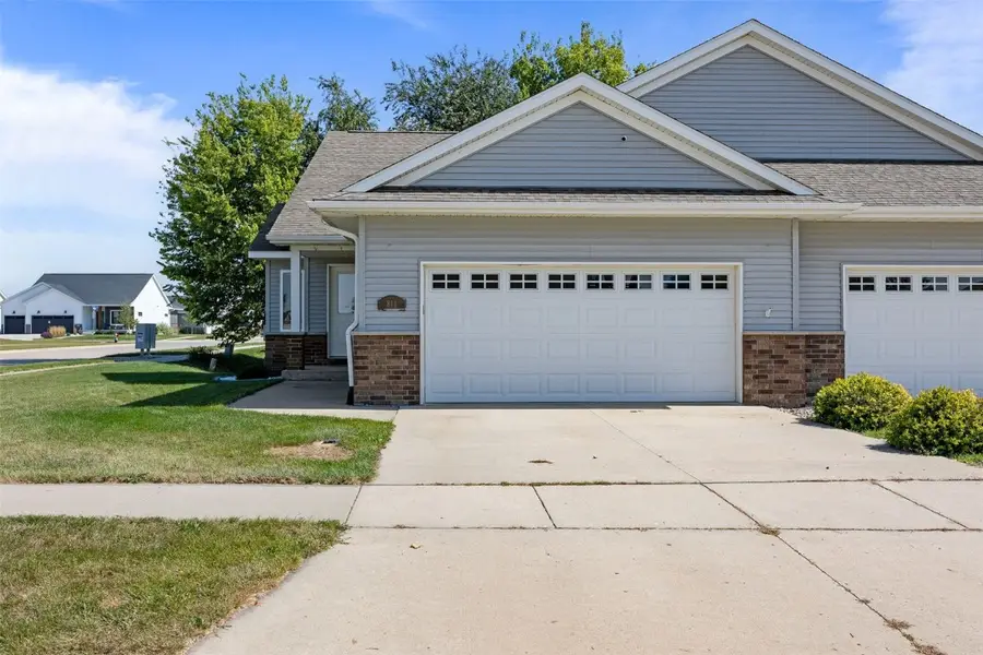814 Croell Ave, Tiffin, IA 52340 - Image #2