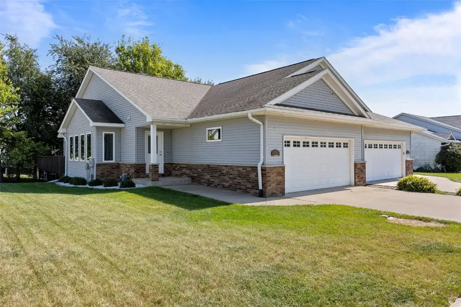 814 Croell Ave, Tiffin, IA 52340 - Image #3