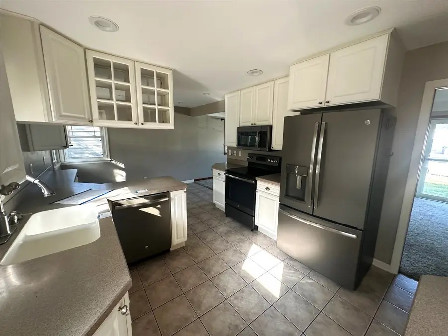 415 35th St Se, Cedar Rapids, IA 52403 - Image #3