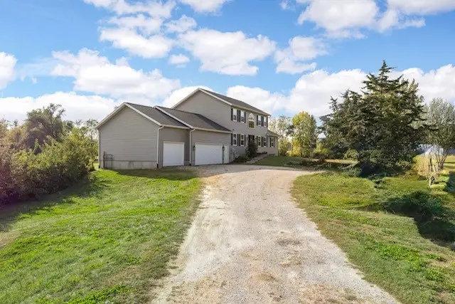 9655 Feather Ridge Road, Cedar Rapids, IA 52411 - Image #2