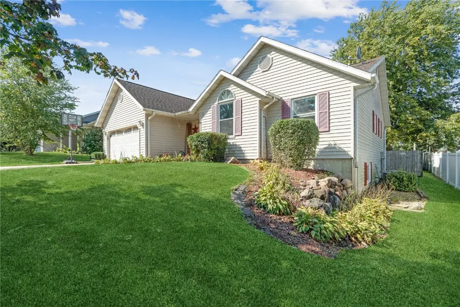 307 N John Street, Mechanicsville, IA 52306 - Image #2