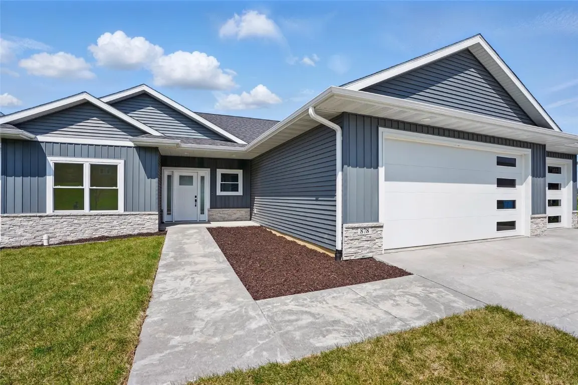 878 Silver Lane, Iowa City, IA 52245 - Image #1