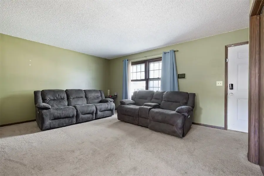 3816 Monterey Drive, Waterloo, IA 50701 - #3