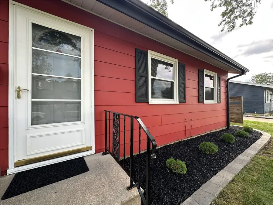 1125 W 10th Avenue, Marion, IA 52302 - Image #3