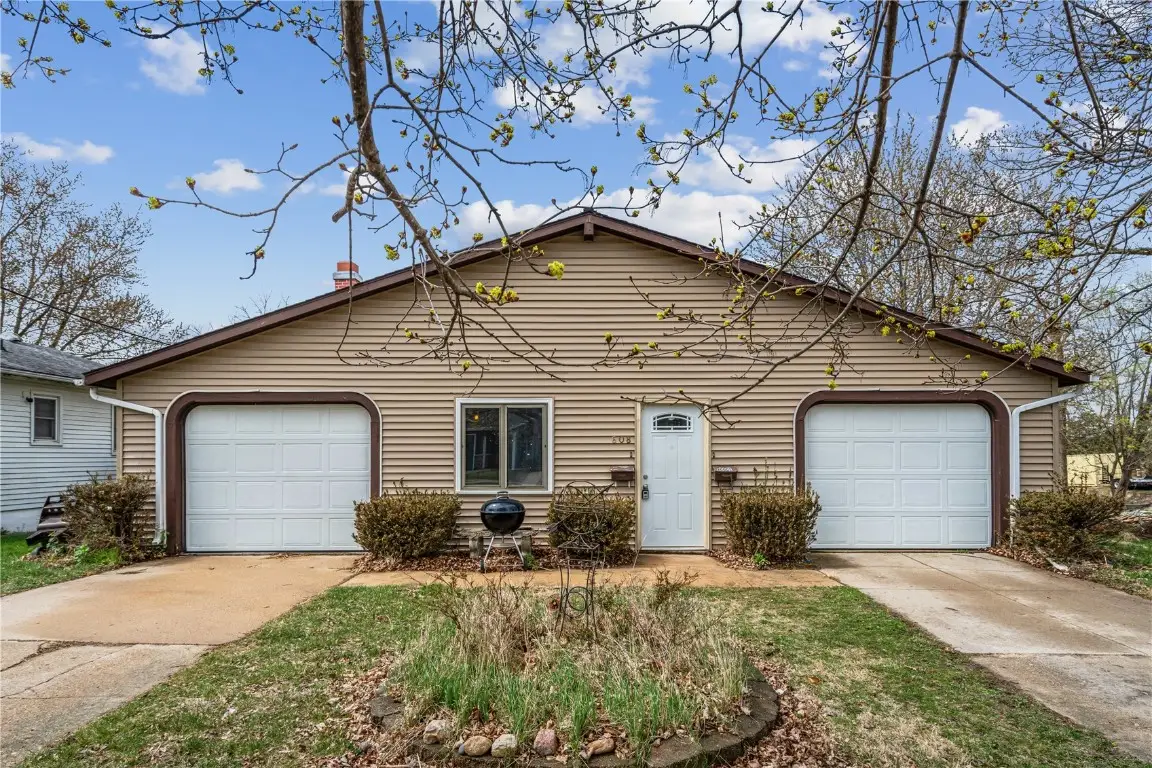 608 S Garnavillo Street, Anamosa, IA 52205 - Image #1