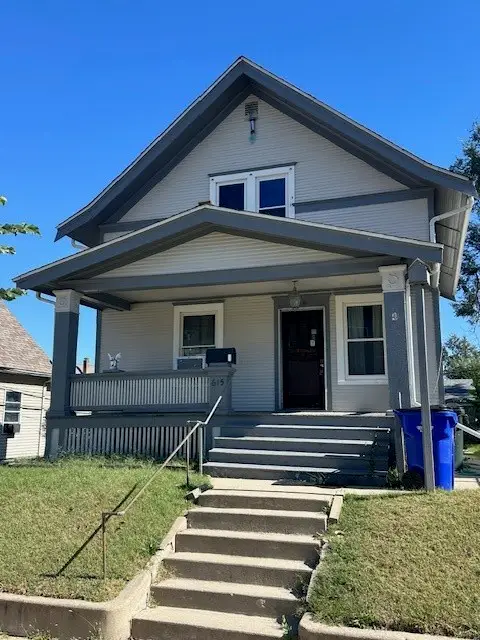 615 4th Street Sw, Cedar Rapids, IA 52404