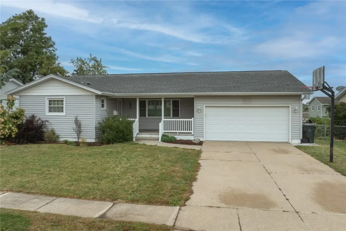 3724 2nd Avenue Sw, Cedar Rapids, IA 52404 - Image #1