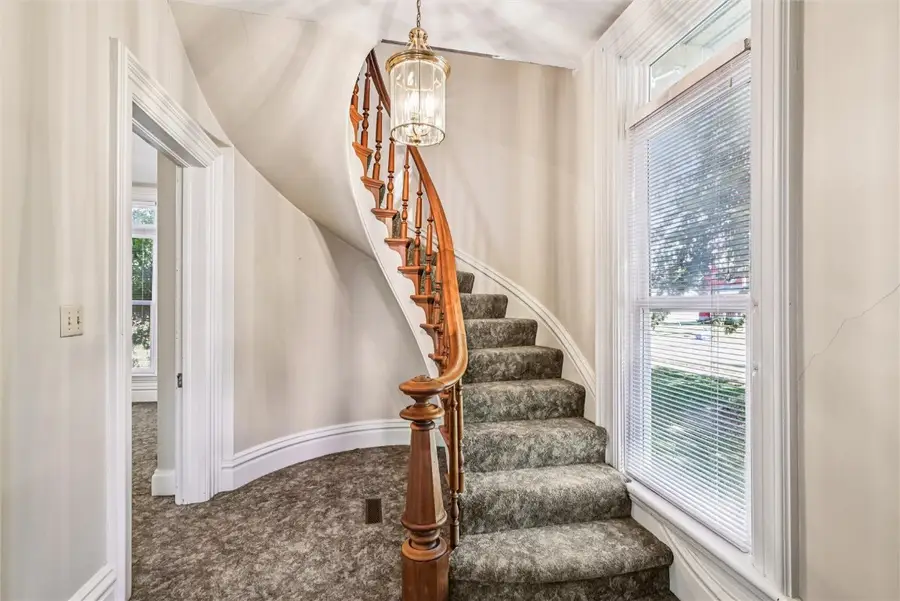 412 5th Avenue, Clarence, IA 52216 - Image #2