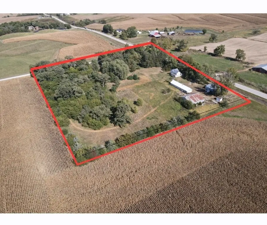 2009 G Avenue, Marengo, IA 52301 - Image #1