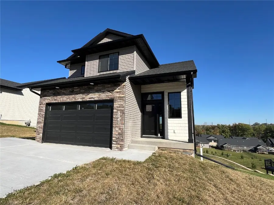 1306 E Gable Way, Tiffin, IA 52340 - Image #2