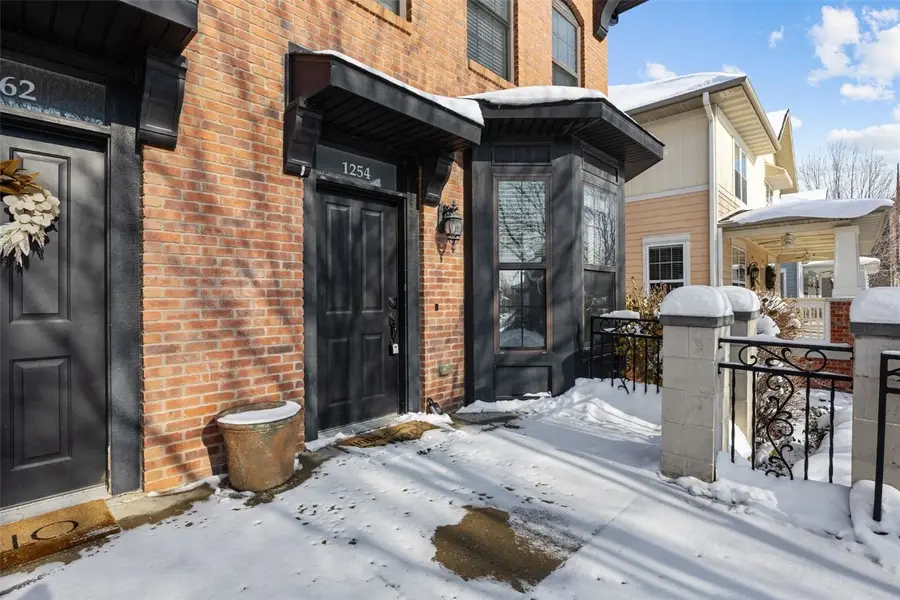 1254 Foster Road, Iowa City, IA 52245 - Image #3