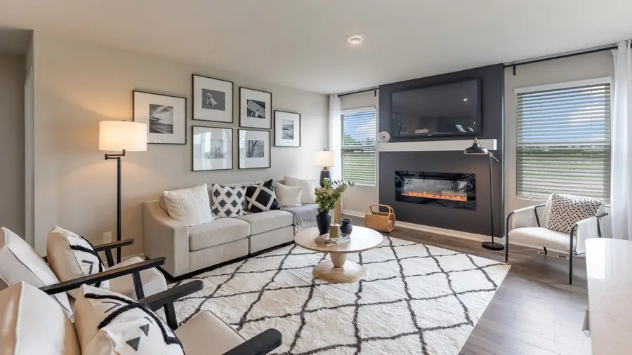 624 Ella Avenue, Tiffin, IA 52340 - Image #2