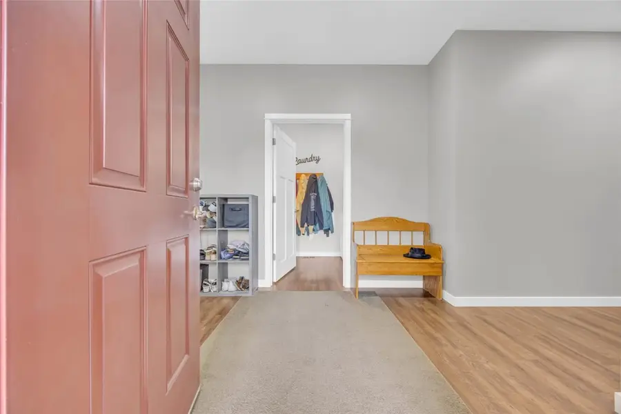 2575 58th Street #1, Vinton, IA 52349 - Image #2