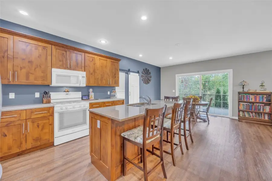 2575 58th Street #1, Vinton, IA 52349 - Image #3