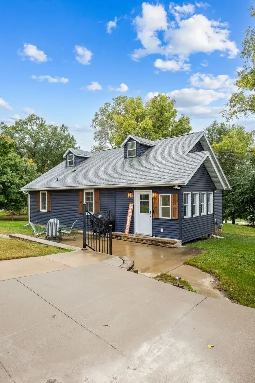 8751 Deer Crest Drive, Cedar Rapids, IA 52411 - Image #3