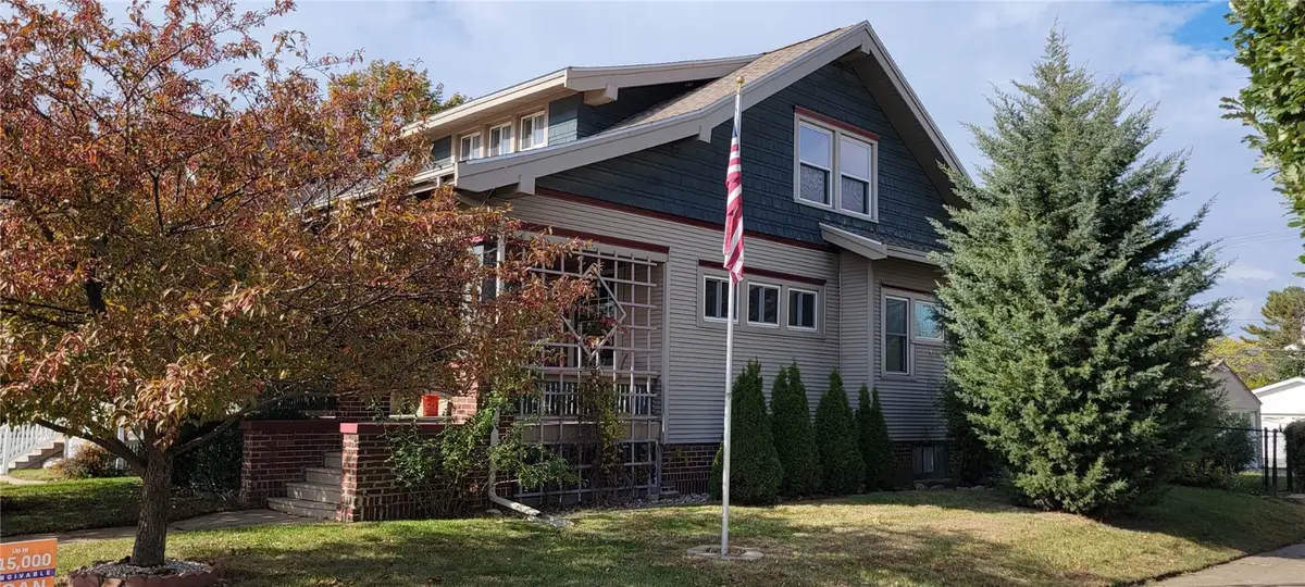 1602 1st Avenue Nw, Cedar Rapids, IA 52405 - Image #1