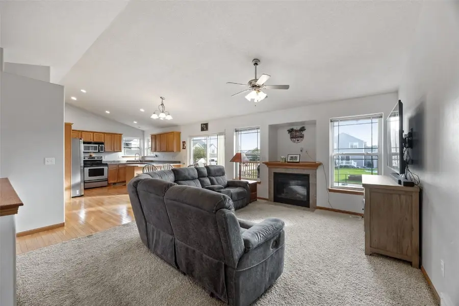 270 N Mckenzie Lane, North Liberty, IA 52317 - Image #3