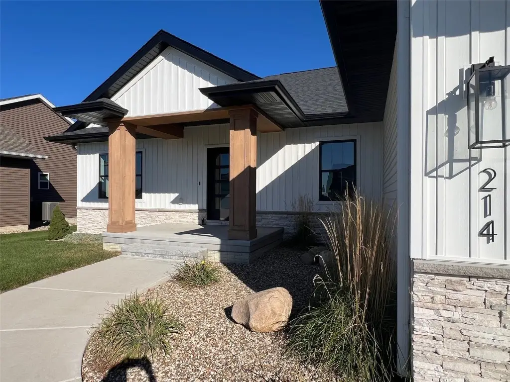 214 Williams Dr., Marion, IA 52302 - Image #1