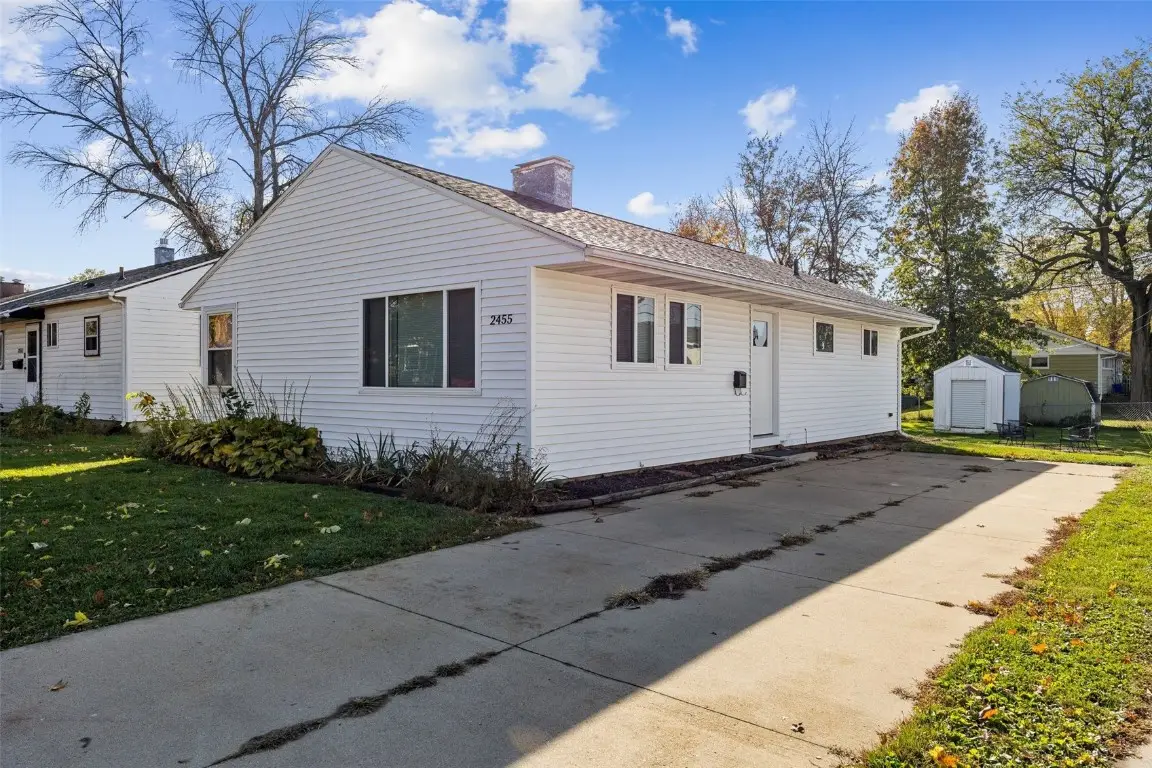 2455 4th Avenue, Marion, IA 52302 - Image #1