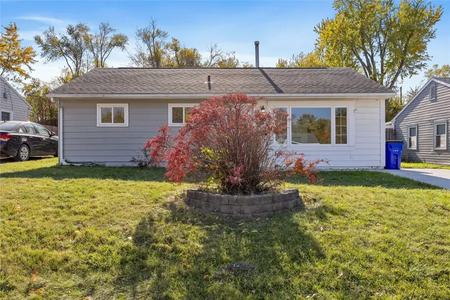 2433 8th Avenue Sw, Cedar Rapids, IA 52404 - Image #2