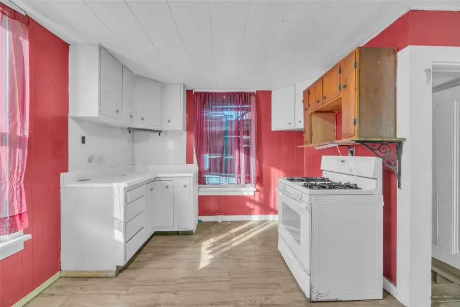 105 Spruce Street, Tipton, IA 52772 - Image #2