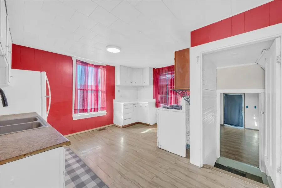 105 Spruce Street, Tipton, IA 52772 - Image #3