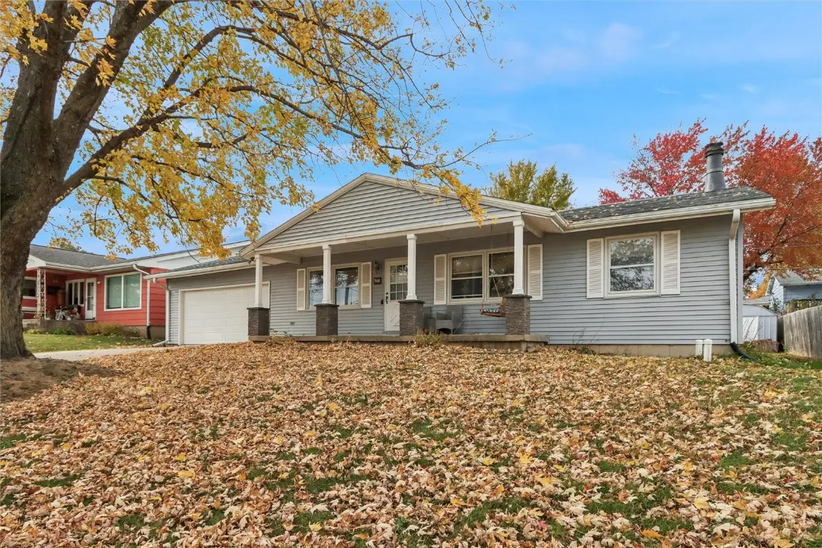 908 Van Drive, Williamsburg, IA 52361 - Image #1