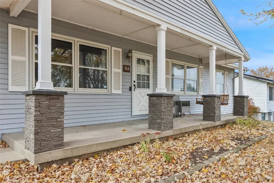 908 Van Drive, Williamsburg, IA 52361 - Image #3