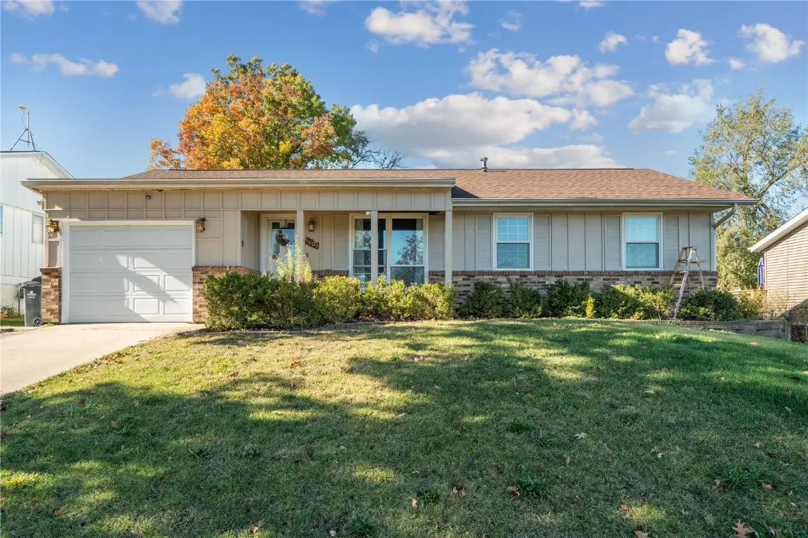 4609 White Pine Drive Ne, Cedar Rapids, IA 52402 - Image #1