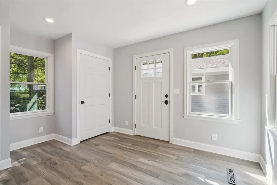 318 3rd Street Nw, Mount Vernon, IA 52314 - Image #3