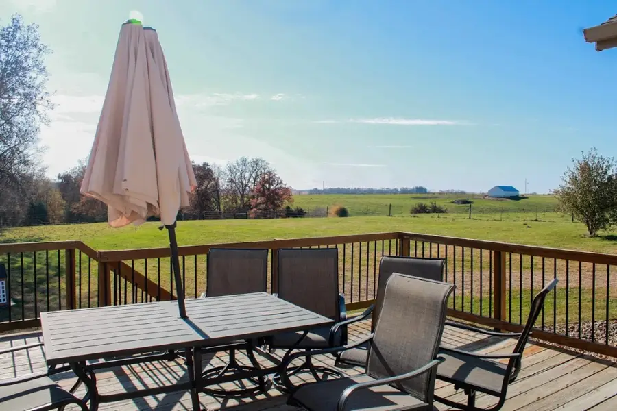 8133 98th, Wyoming, IA 52362 - Image #3