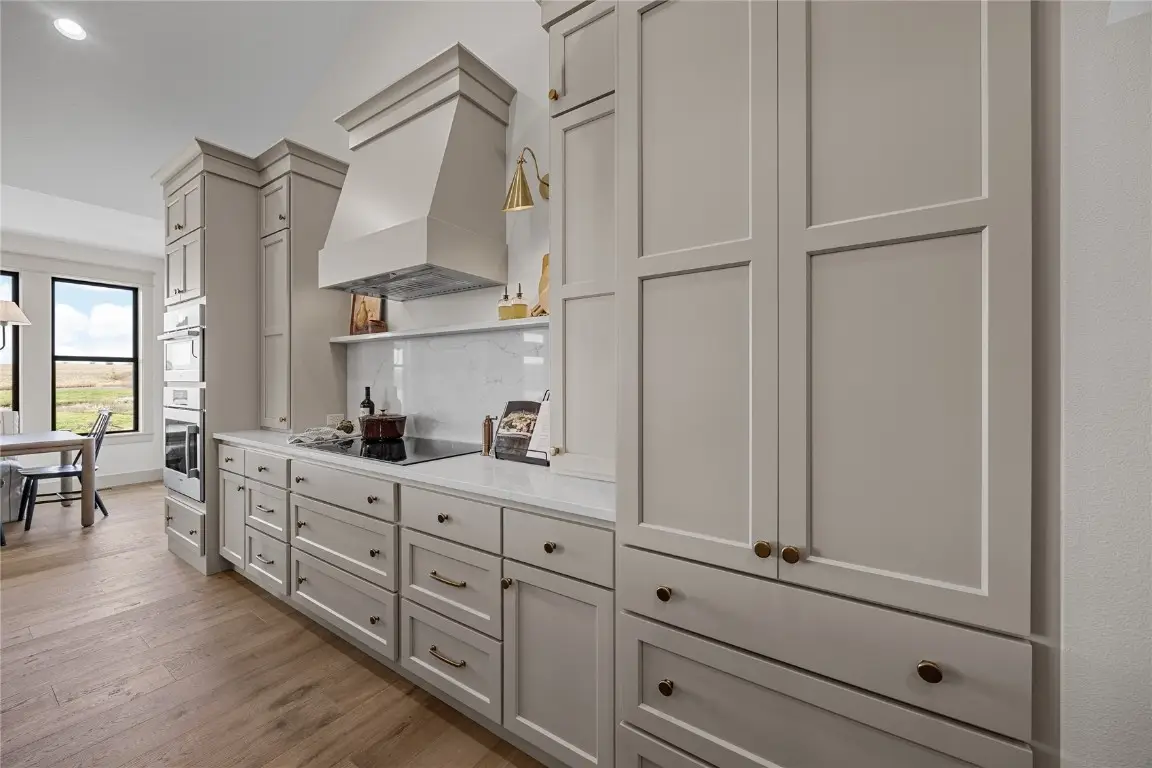 700 Lakeview Court, Tiffin, IA 52340 - Image #1