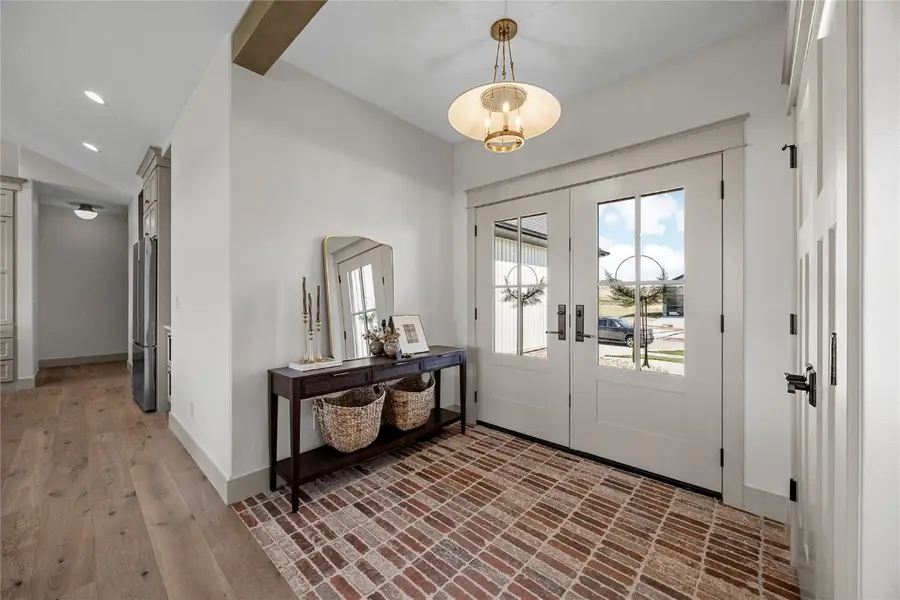 700 Lakeview Court, Tiffin, IA 52340 - Image #2