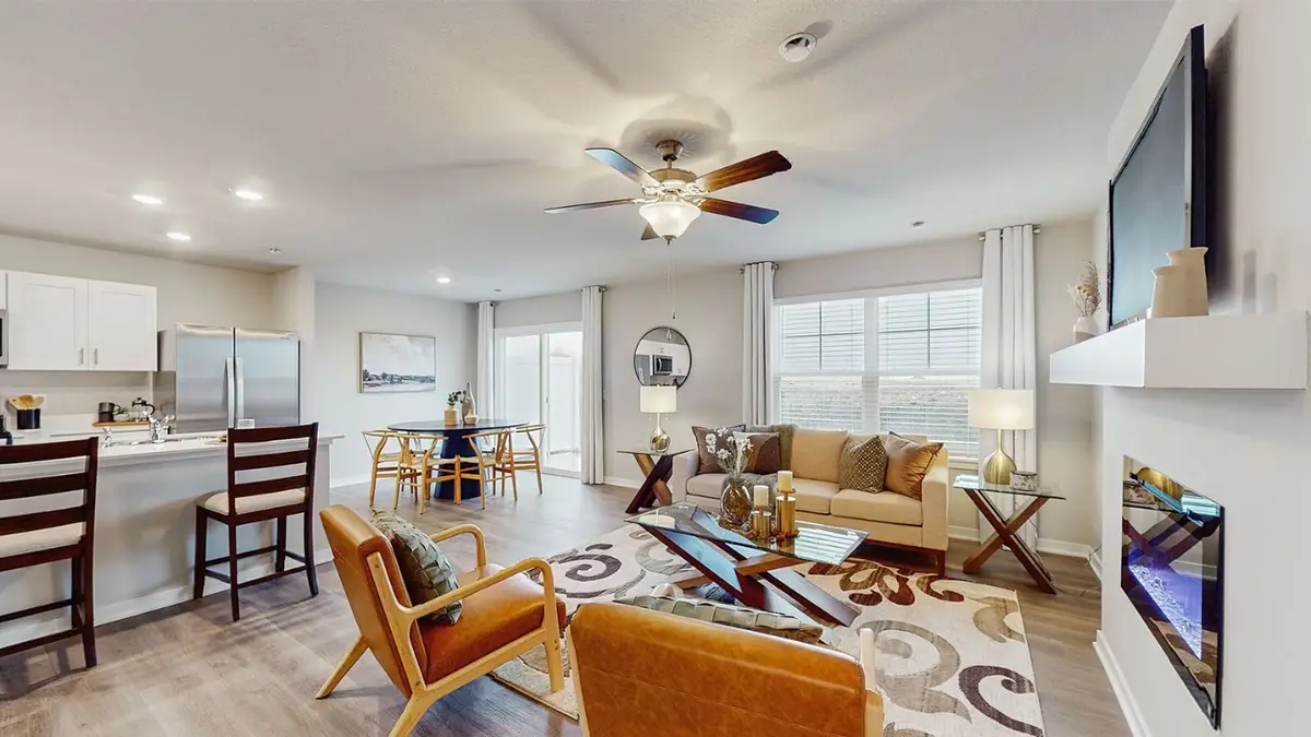 9441 Lovegrass Drive Sw, Cedar Rapids, IA 52404 - Image #1