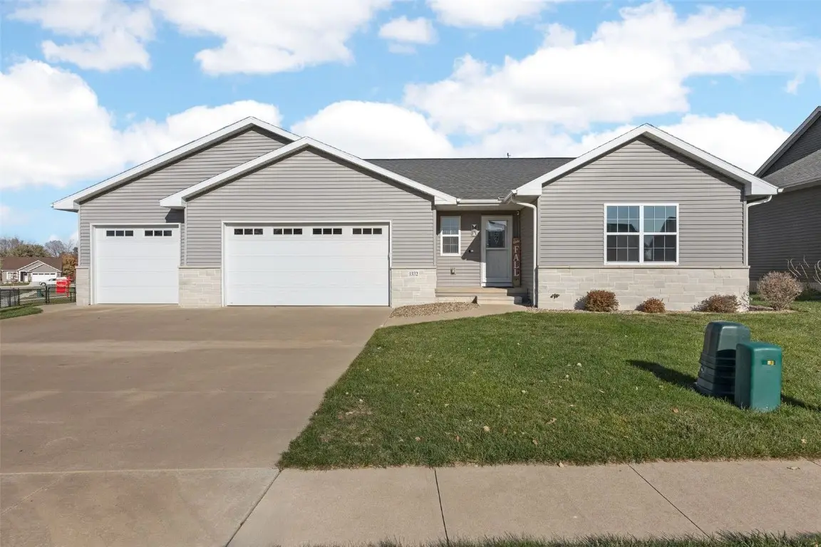 1332 Stratton Drive Ne, Cedar Rapids, IA 52402 - Image #1