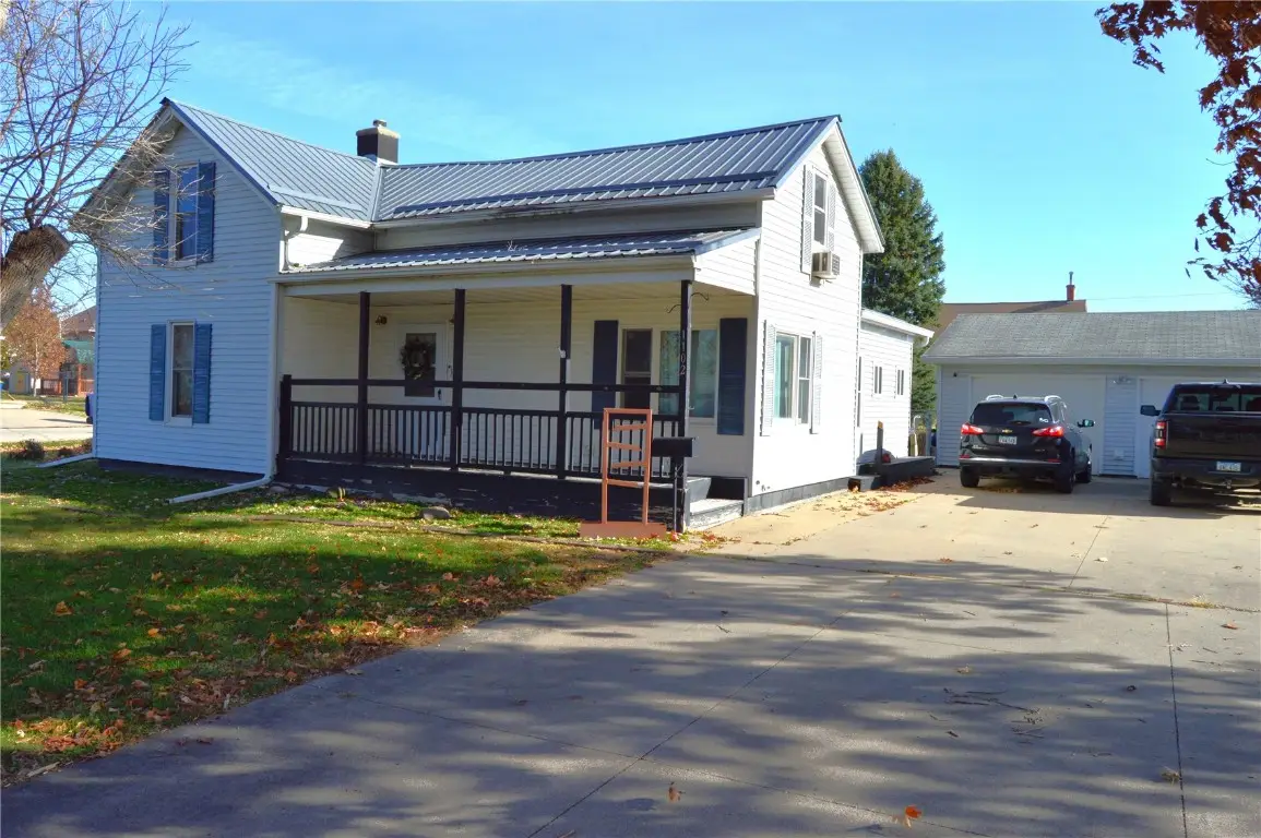 1102 D Avenue, Vinton, IA 52349 - Image #1