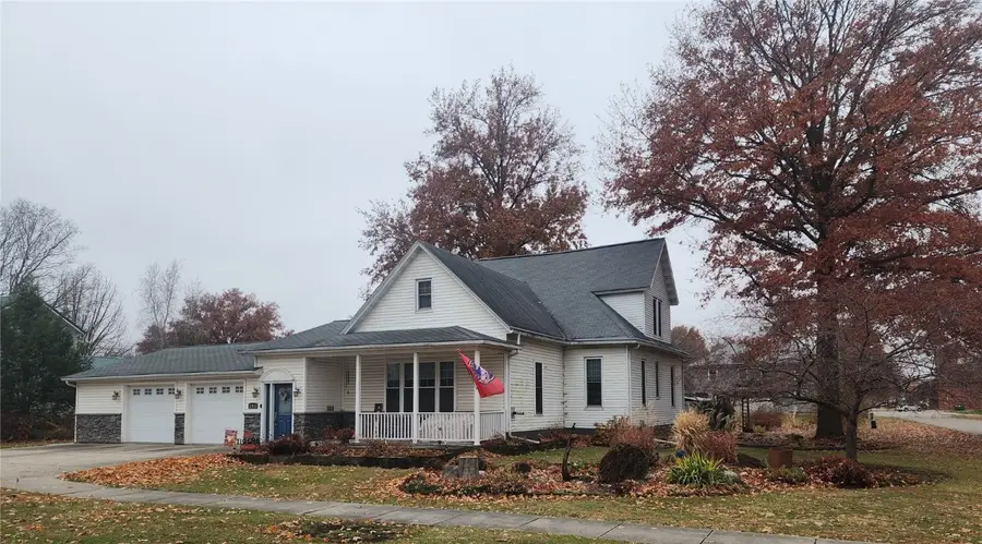 893 Short Avenue, Marengo, IA 52301 - Image #2